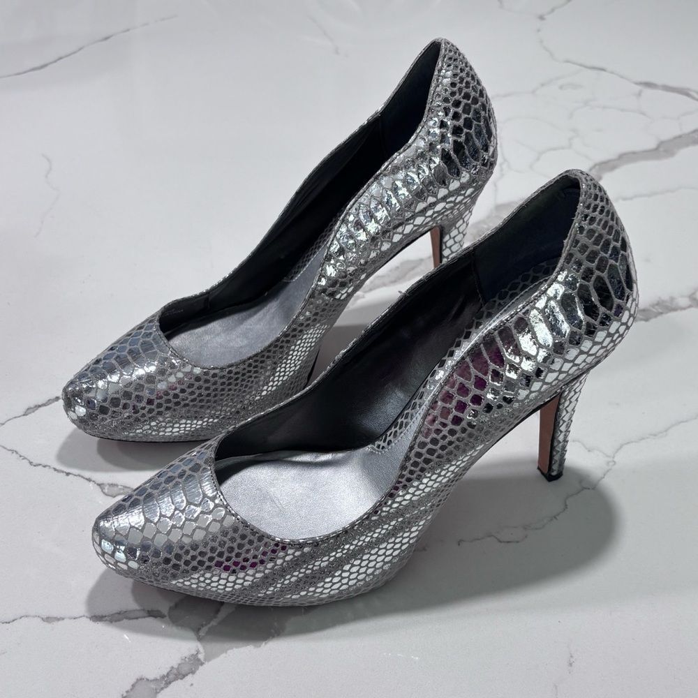 White House Black Market Silver Metallic Snakeskin Pump Heels